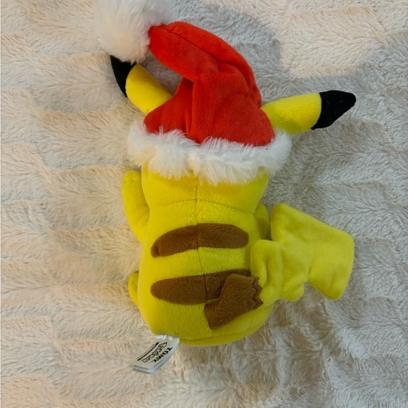 Pokemon Christmas Pikachu Plush - Picture 2 of 3